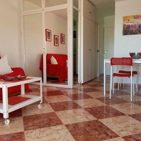 Piscina Bonita Gamonal Apartment เบนัลมาเดนา ภายนอก รูปภาพ