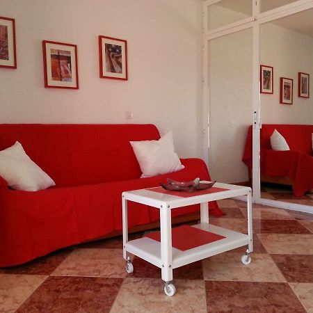 Piscina Bonita Gamonal Apartment เบนัลมาเดนา ภายนอก รูปภาพ