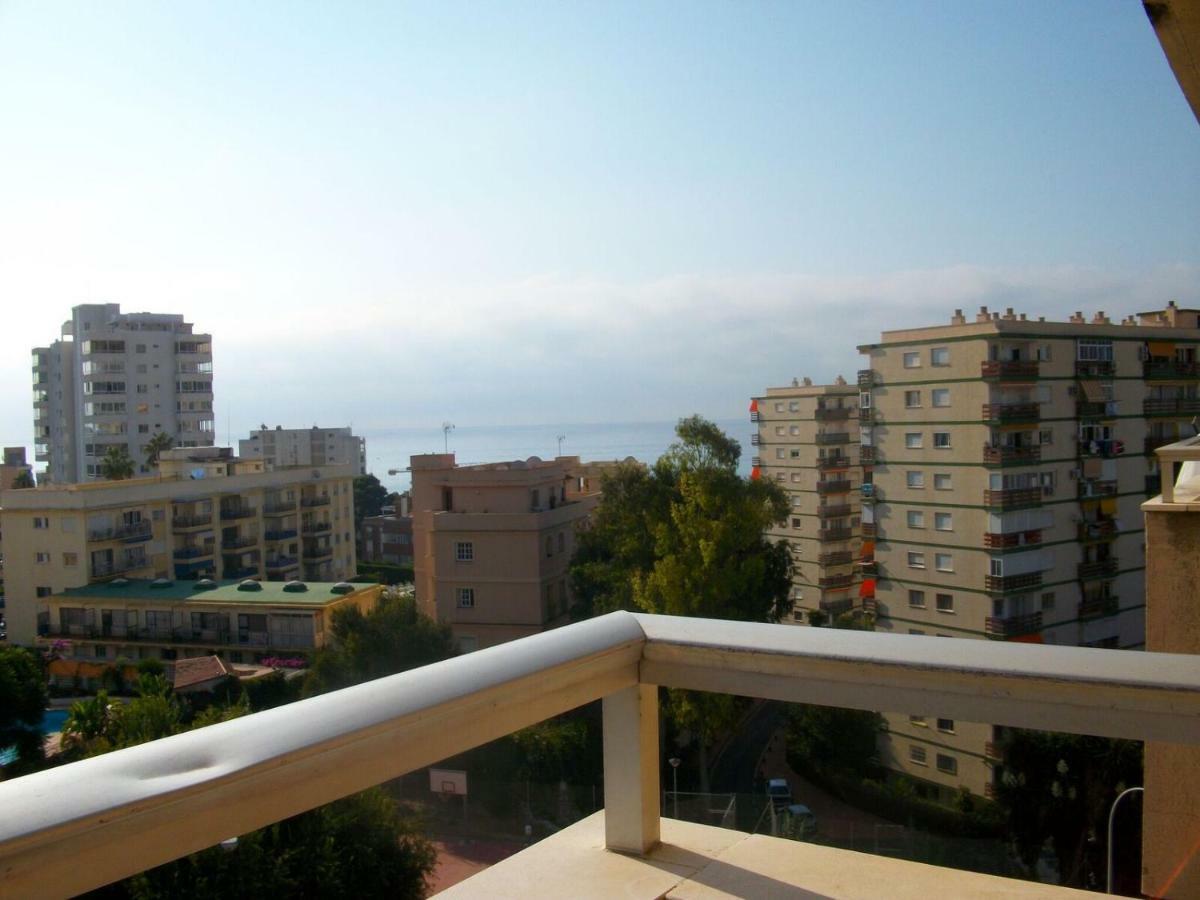 Piscina Bonita Gamonal Apartment เบนัลมาเดนา ภายนอก รูปภาพ