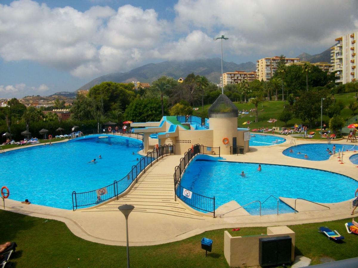 Piscina Bonita Gamonal Apartment เบนัลมาเดนา ภายนอก รูปภาพ