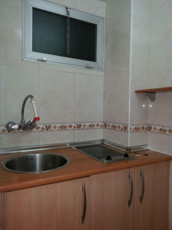Piscina Bonita Gamonal Apartment เบนัลมาเดนา ภายนอก รูปภาพ